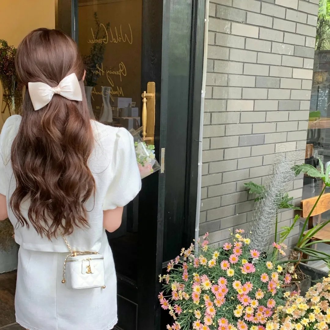 肚假情真
